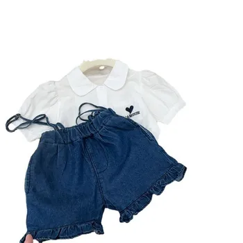 Детски костюм 2023, Лятна бяла риза с къс ръкав Love, дънкови шорти в подтяжках, Костюм за момичета