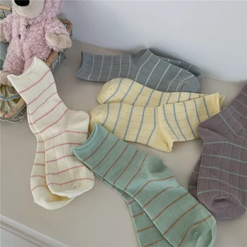 Чорапи със средна дължина на ивици по ръба на есен-зима, корейски прости меки дамски чорапи в стил колеж, ежедневни чорапи